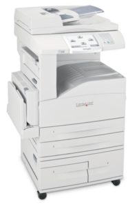 Abbildung 13: Über das große TFT-Display ist Lexmarks X850e besonders einfach zu bedienen. Der Hersteller gibt beim Toner jedoch zu hohe Seitenzahlen an, die in der Praxis nicht ereichbar sind.