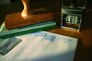 Abbildung 1: Das Projekt Gnustamp möchte elektronische Briefmarken mit freier Software erzeugen. Die Kommunikation mit den Servern der Deutschen Post wirft allerdings rechtliche Fragen auf.