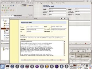 Abbildung 1: Die Oberfläche einer Mail-Datenbank während der Montage im Eva/3 Application Builder. Ein Testlauf blendet probeweise das gerenderte Zwischenergebnis in einem Extra-Fenster ein.