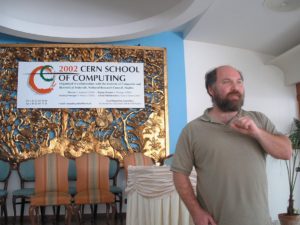 Abbildung 1: Carl Kesselman auf der Cern School of Computing 2002 in Vico Equense, in der Nähe von Neapel. Der Mitautor des ersten Grid-Buchs ist einer der beiden geistigen Väter des Grid Computings.