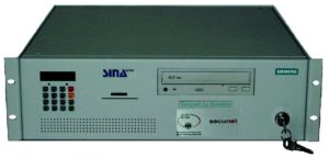 Abbildung 1: Die SINA-Box der Firma Secunet ist das Kernstück der Hochsicherheits-VPN-Lösung, die das Auswärtige Amt einsetzt, um seine Botschaften zu vernetzen. Auf den Geräten läuft ein gehärtetes Linux.