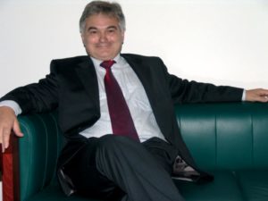 Abbildung 2: Alfred Grannas, Leiter des Arbeitsstabs Strategie und Steuerung: "Ich bin mit Linux sehr zufrieden und weiß gar nicht mehr, wie das vorher war."