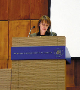 Abbildung 2: Edelgard Bulmahn, Bundesministerin für Bildung und Forschung, kündigte in ihrem Grußwort die D-Grid-Initiative an.