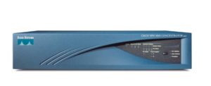 Abbildung 2: Der Cisco-IPsec-Einwahlrouter VPN3000 nimmt die VPN-Verbindung der Software-Clients entgegen. Je nach Ausbaustufe kann er Tausende von Clients gleichzeitig bedienen.