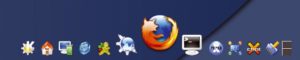 Abbildung 3: Das als Zusatzprogramm für KDE 3 verfügbare Superkaramba verziert fast alle Ansichten des KDE-Desktops. Mit dem Plasma-Projekt soll es unter KDE 4 für ansprechendes Design sorgen.