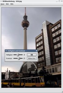 Abbildung 6: Das selbst geschriebene Bildbearbeitungsprogramm im Einsatz. Mit den beiden Schiebereglern lassen sich Helligkeit und Kontrast einstellen.