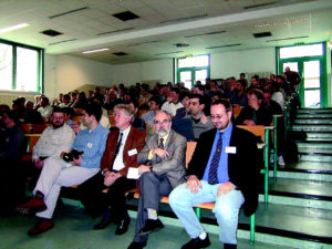 Volle Säle bei den Linux-Anwendertagen 2000 in Gießen.