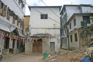 Abbildung 12: Im Weltkulturerbe Stonetown, der Altstadt von Sansibar Stadt, verfallen die Gebäude.