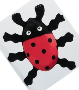 Abbildung 1: Dieser Kollege Bug bleibt genauso im bildlichen Bereich wie die Debian-Entwickler, die ab März 2008 auf &bdquo;Bug Squashing Parties&ldquo; der neuen Distribution die Fehler austreiben wollen &ndash; auch wenn die oft nicht aus Pappe sind.