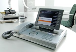 Abbildung 2: Das Siemens Open Stage gilt bei vielen Anwendern als das optisch ansprechendste. Die Firmware hat aber noch Verbesserungsbedarf.