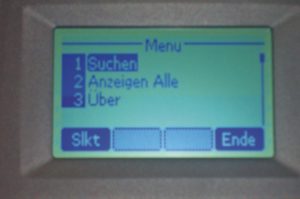 Abbildung 2: Dank eines einfachen Menüs mit Unterpunkten kann der Benutzer auf dem Display seines Telefons Kontakte im Adressbuch suchen.