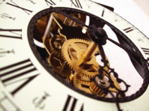 Abbildung 3: Die Uhr der Gültigkeit von Patenten und Urheberrechten tickt langsam: Patente sind bis zu 25 Jahre gültig, das Urheberrecht gilt 70 Jahre über den Tod des Urhebers hinaus. (Bild: © nk88, Photocase.com)