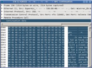 Abbildung 1: NFSv3 überträgt Daten unverschlüsselt. Im Bild hat Wireshark einen NFS-Zugriff auf eine Textdatei mitgeschnitten.