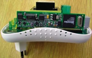 Abbildung 3: PLC-Geräte verbinden PCs über Ethernet mit dem Hausstromnetz. Das Tool Faifa auf Grundlage der Open-PLC-Architektur debuggt solche Netze. (Bild: © Open-PLC.org) 