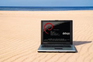 Abbildung 1: Beim Handel mit vorinstallierten Linux-PCs im Ebay-Shop sind die Vorgaben für die verwendeten Logos zu beachten, auch jene für die Veröffentlichung der Quellen. (Bild: © Slawomir Jastrzebski, Fotolia.com)