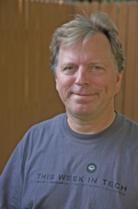 Abbildung 3: In der Perl-Welt ein Begriff: Randal L. Schwartz hat mit seinem so genannten Camel-Book die ultimative Einsteigerlektüre geschrieben.