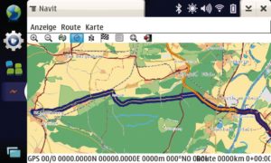 Abbildung 2: Navit zeigt die berechnete Route von Karlsruhe nach Wissembourg in blauer Farbe auf der Karte an.