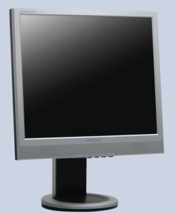 Abbildung 5: Igel präsentiert seinen integrierten Thin Client der Elegance-Serie mit 19-Zoll-Display von Samsung. Auch die Linux-Firmware ist renoviert.
