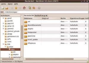 Abbildung 3: Da kommt Browser-Feeling auf: Xarchiver ordnet mehrere Archive auf Reitern an, statt für jede Sammlung ein neues Programmfenster zu öffnen.