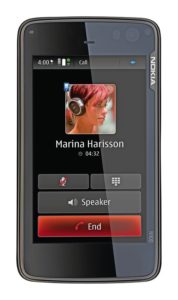Abbildung 2: Nur die Telefonanwendung wechselt automatisch in den Hochkantmodus.