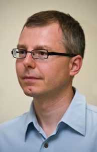Prof. Dr. Dirk Riehle: „Bei uns in der Lehre setzen wir ausschließlich Linux- Desktops ein. Open Source schafft Gemeinwohl, das muss der Staat anschieben.“