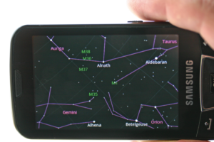 Abbildung 9: Google Skymap gewährt einen Blick in den Sternenhimmel inklusive Sternenbilder.
