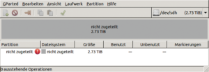 Abbildung 4: Gparted erkennt unpartitionierte 3-GByte-Platten auf Anhieb, anders als Fdisk und Cfisk. Um sie zu nutzen, muss der Admin nun eine GPT anlegen.