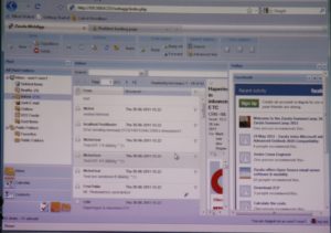 Web-App: Nach der Überarbeitung der aktuellen Nutzeroberfläche soll eine weitere Überarbeitung mit individuell programmierbaren Applikationen kommen, hier als Beispiel ein Facebook-Plugin.