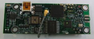 Auf dem 3 mal 7 cm großen Board läuft freie Firmware von Keith Packard.