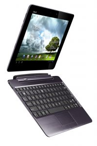 Mit optionaler Dockingtastatur mutiert das Transformer zu einer Art Notebook. 