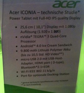Spezifikationen des Vorseriengeräts. Man beachte: Auch die Displayauflösung ist in Handarbeit gefertigt. 