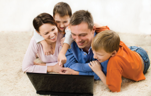 Abbildung 2: Wer haftet für Urheberrechtsverletzungen, wenn die ganze Familie einen Internetanschluss teilt?