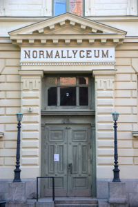 Abbildung 8: „Norsen“, das schwedische Gymnasium (Normallyceum) auf der Westseite des Südhafens.