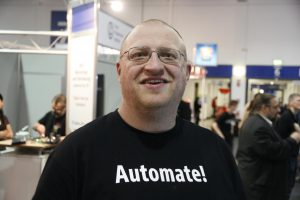 Automatisieren lautet die Devise: Schlomo Schapiro auf demLinuxtag 2013.