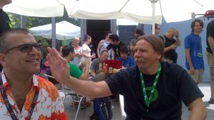 Andrew Wafaa und Robert Schweikert aus dem Suse Board haben Spass beim Interview.