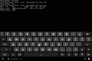 Abbildung 4: Connectbot und Hacker's Keyboard gemeinsam in Aktion. Freunde der Kommandozeile dürften sich hier heimischer fühlen als mit dem Standardlayout.