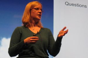 Sarah Sharp von Intel begeistert Frauen für die Kernelentwicklung.