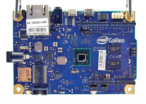 Klein, sparsam und für neue Märkte wie das Internet der Dinge konzipiert: Das will Intels Quark SoC sein, hier auf dem Galileo-Board.
