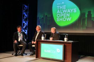 Kevin Loosemore von Microfocus und Nils Brauckmann auf der Susecon 2014.