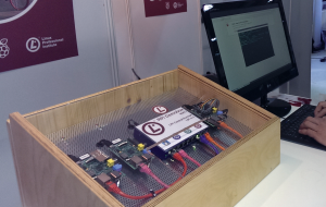 Abbildung 1: Die RPI Demobox des Linux Professional Institute.