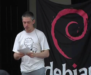 Abbildung 2: Debian-Entwickler Ian Jackson bei einem Vortrag auf der Debconf 2012 in Managua.