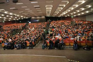 Wie immer "exakt 5000 Besucher", hier im Hörsaal Janson.