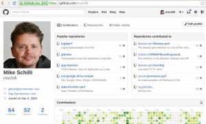 Abbildung 1: Die Autorenseite auf Github listet ausführlich eigene Repositories und Beiträge zu anderen Repositories auf. Das API bietet ganz Ähnliches.