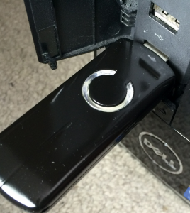 Abbildung 1: Der Controller Z-Stick von Aeon Labs zum Einstöpseln in den USB-Port eines PCs.