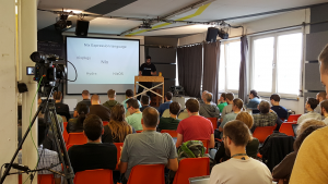 Nix OS unterstützt Reproducible Builds, Rollbacks und Atomic Updates und setzt auf Systemd.