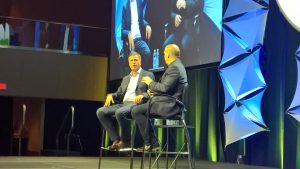Nils Brauckmann, Suse-Chef, und Michael Miller bei der Keynote.