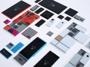 Ursprünglich hatte Motorola am Projekt Ara gearbeitet, später Google. 2016 stellt der Internetkonzern die Arbeit an dem modular aufgebauten Smartphone ein, der Greybus-Code ist ein Überbleibsel.