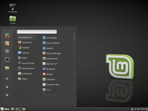 Abbildung 2: Linux Mint 18.1 bringt eine optisch leicht aufpolierte Oberfläche mit, die nun auch vertikal angeordnete Panels erlaubt.