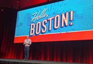 Jonathan Bryce bei der Keynote in Boston. Quelle: Linux-Magazin