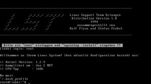 Abbildung 2: Die deutsche Distribution LST 1.8 stammt aus dem Jahr 1995 und nutzt den nach heutigen Ma&szlig;st&auml;ben pr&auml;historischen Linux-Kernel 1.2.9. 